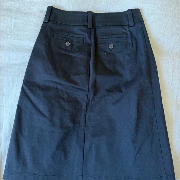 90s style Black knee length skirt - Picture 5 of 7